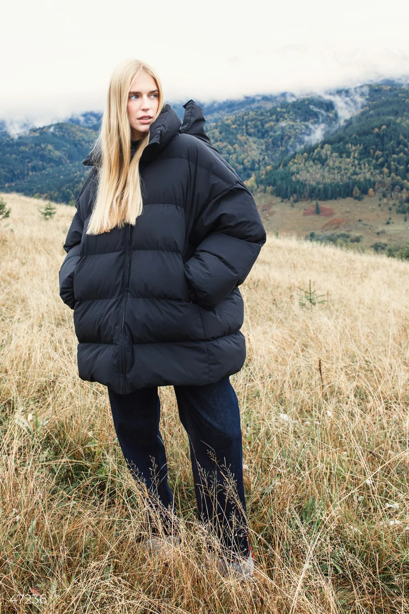 Black warm voluminous down jacket photo 1