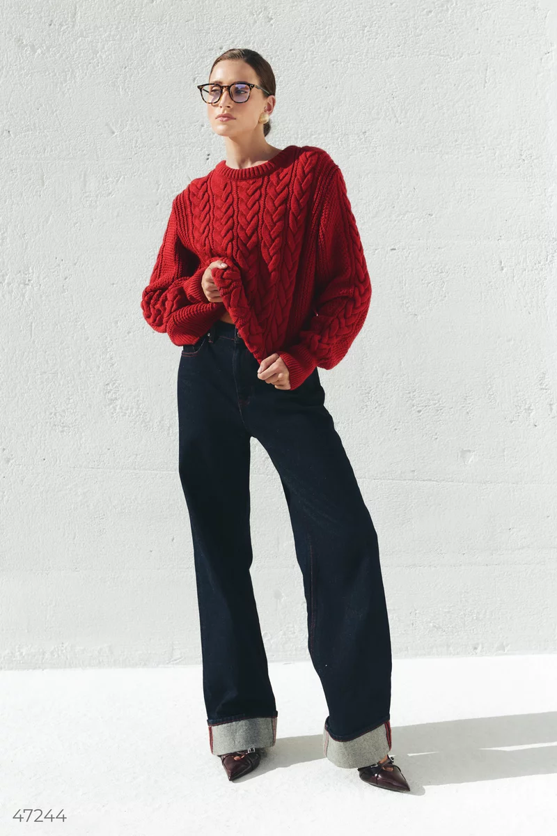 Red elongated jumper with braids photo 3