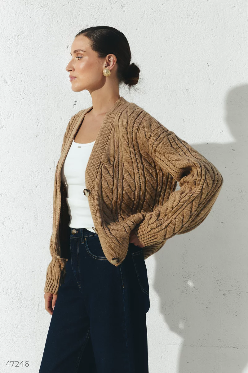 Beige cardigan with braids photo 2