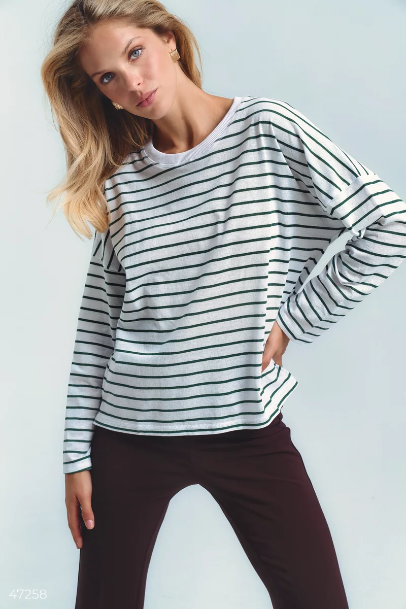 Oversized knitted longsleeve in a green stripe photo 2