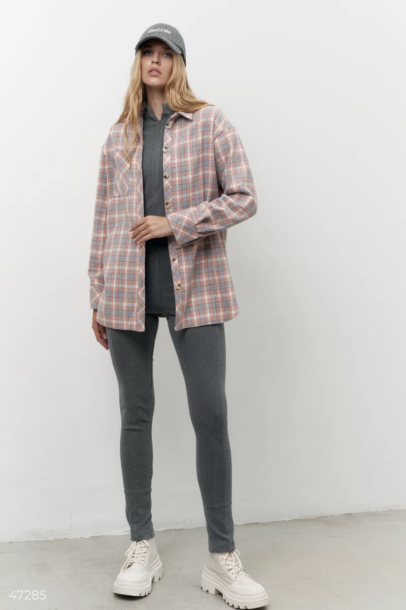 Oversized pink plaid shirt with slits photo 5