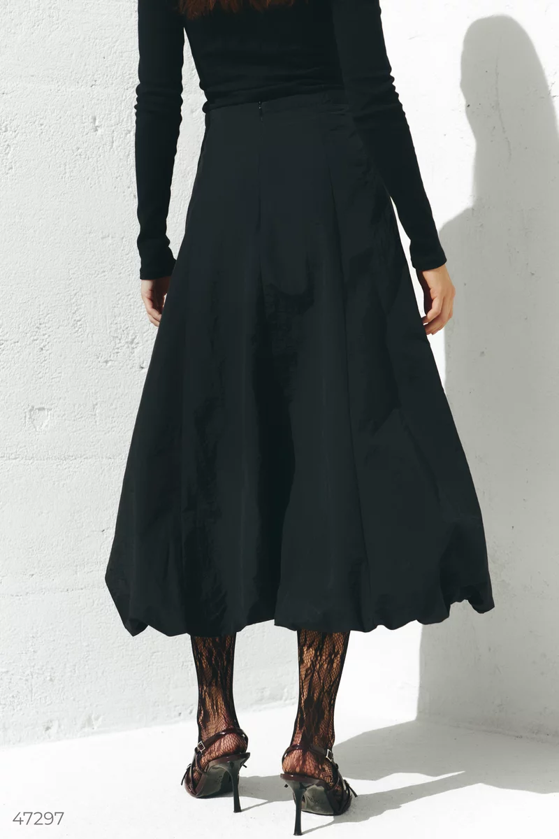 Black midi balloon skirt photo 5