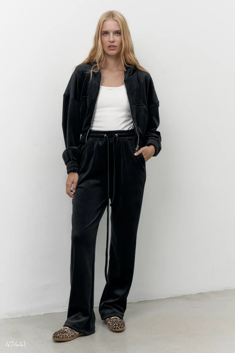 Black velor suit with pants photo 5