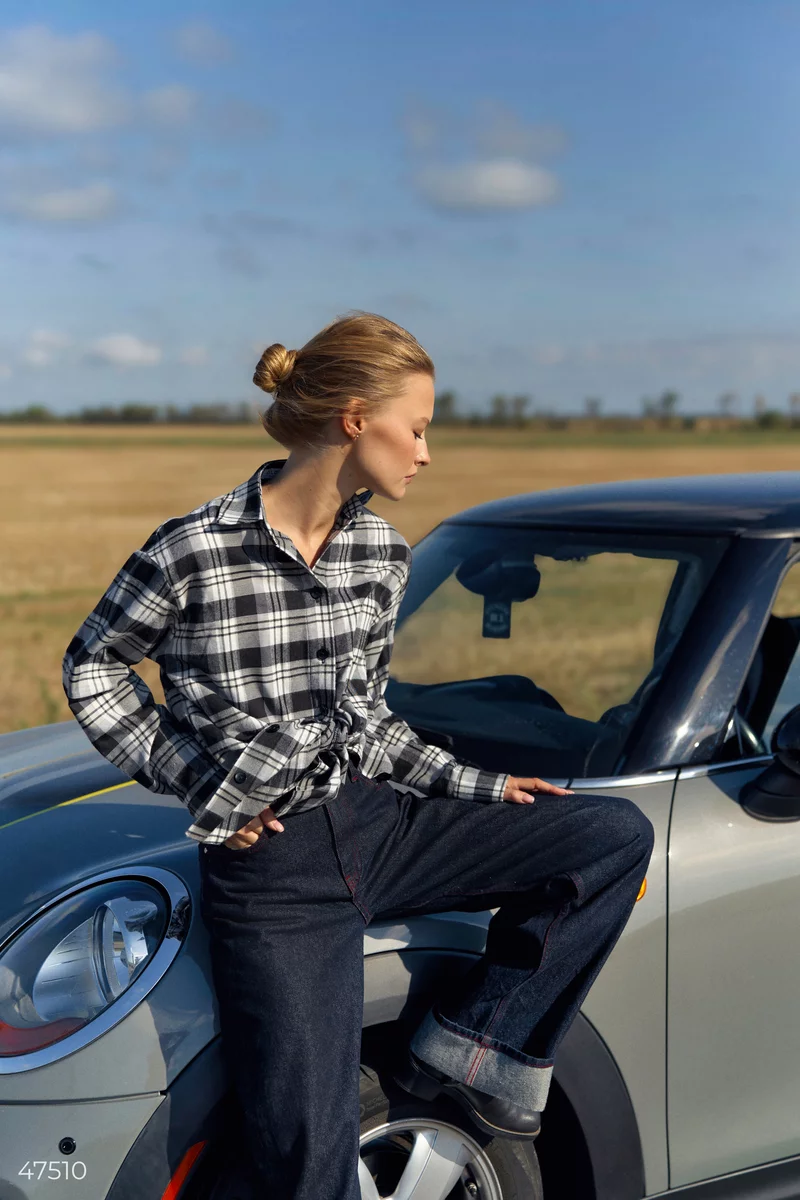 Gray plaid shirt with slits photo 3