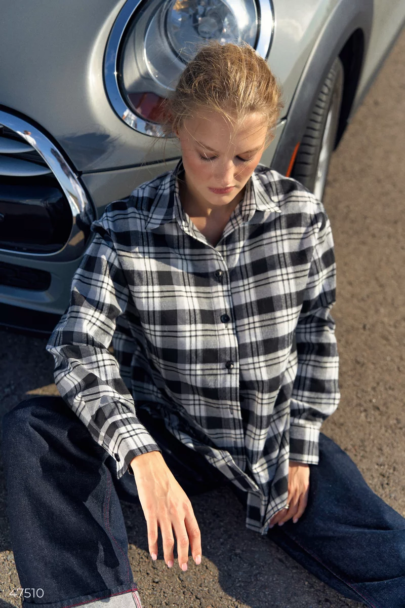 Gray plaid shirt with slits photo 5