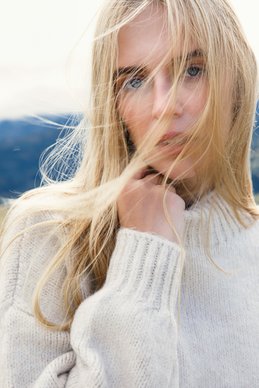 Oversized beige sweater with stand-up collar photo 2