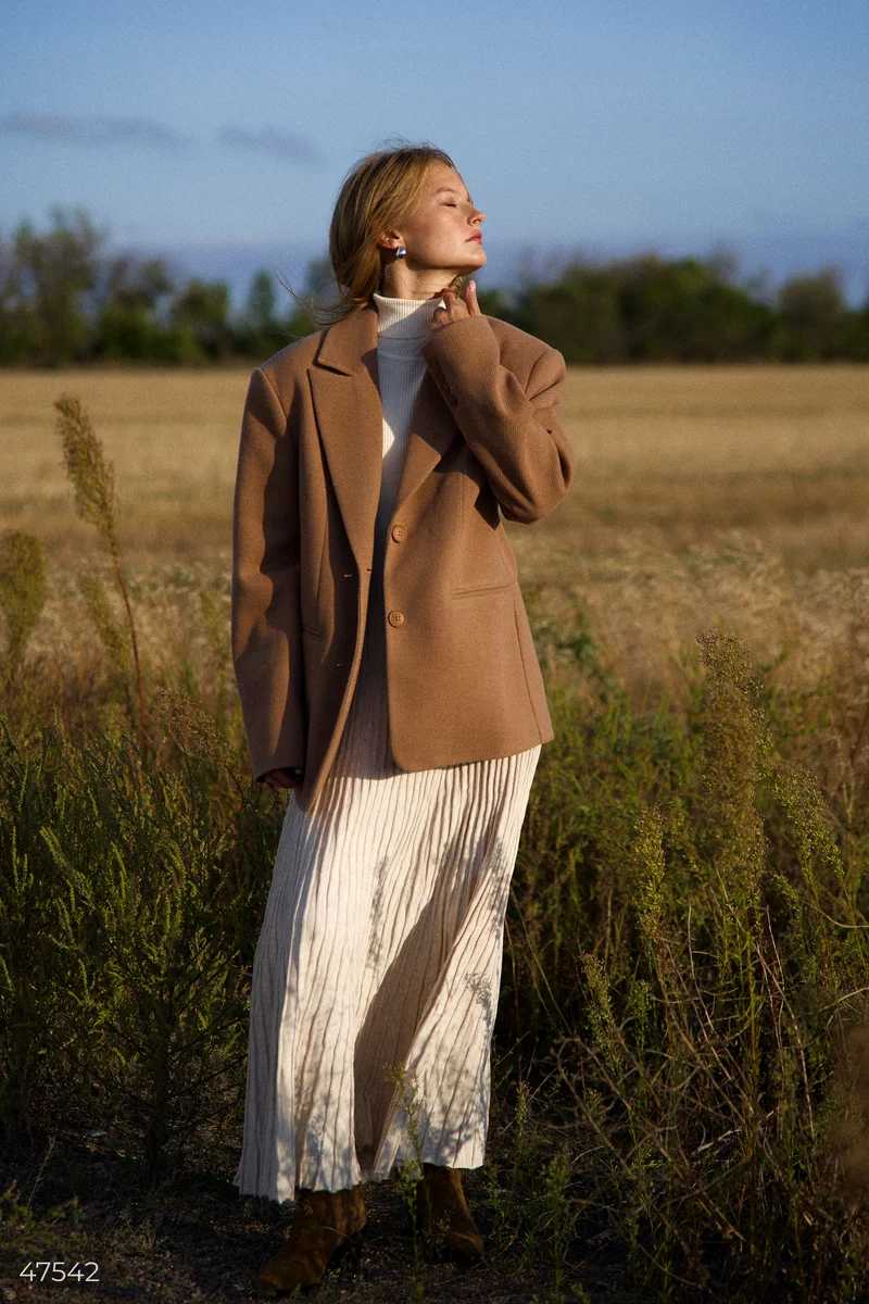 Beige knitted maxi skirt photo 3