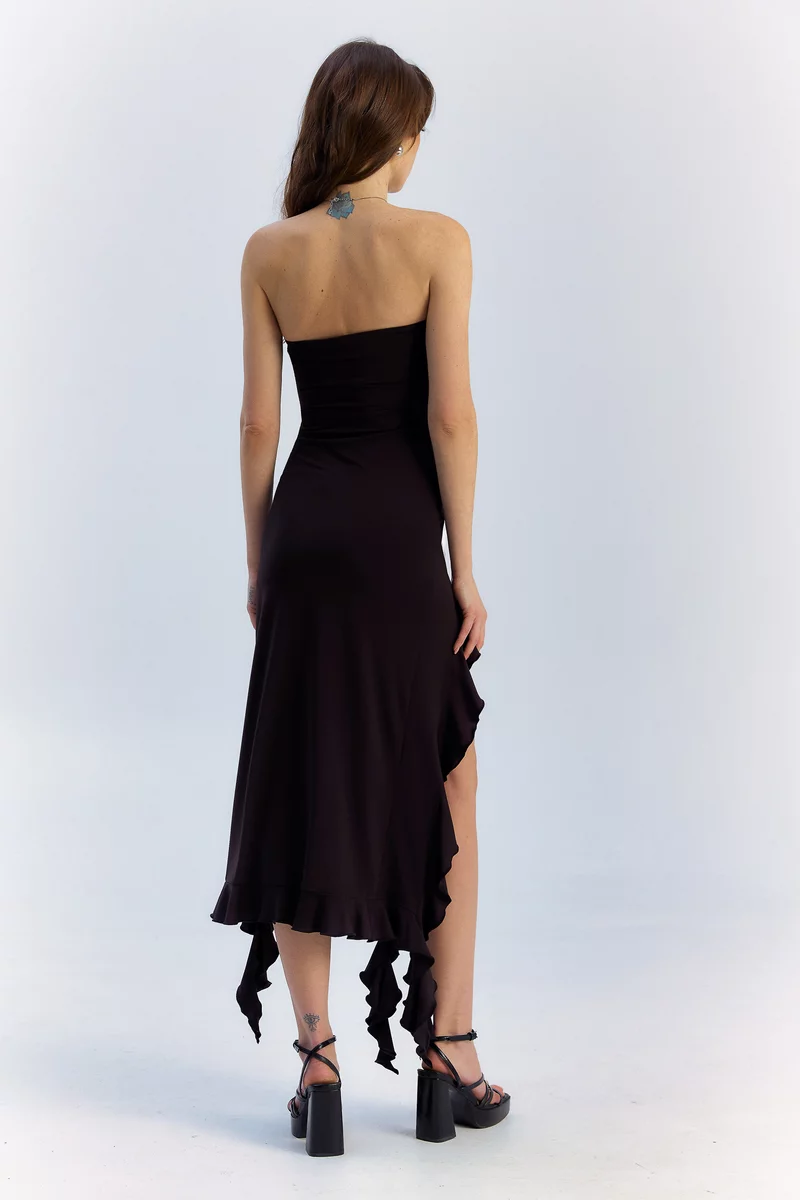 Black knitted maxi dress with ruffles photo 5