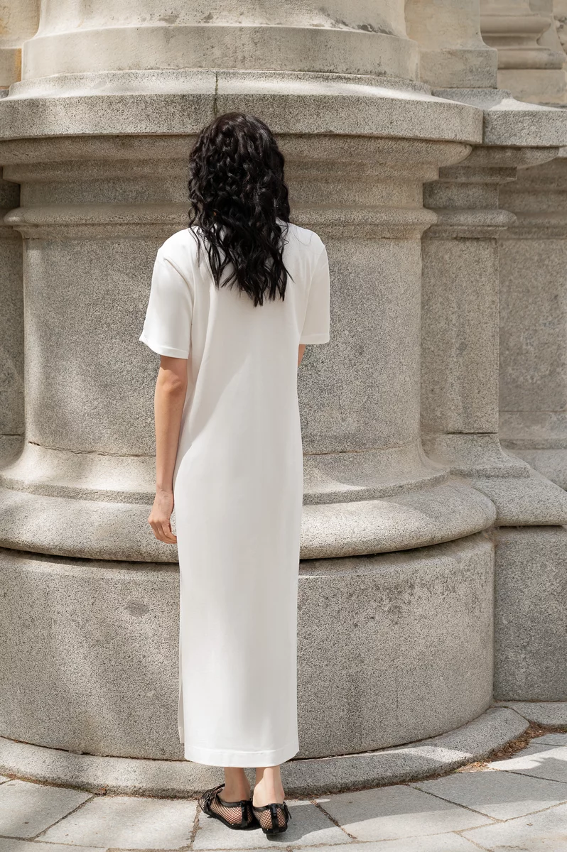 White knitted maxi T-shirt dress photo 5