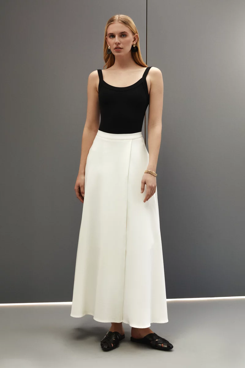 Milky flared maxi skirt photo 3