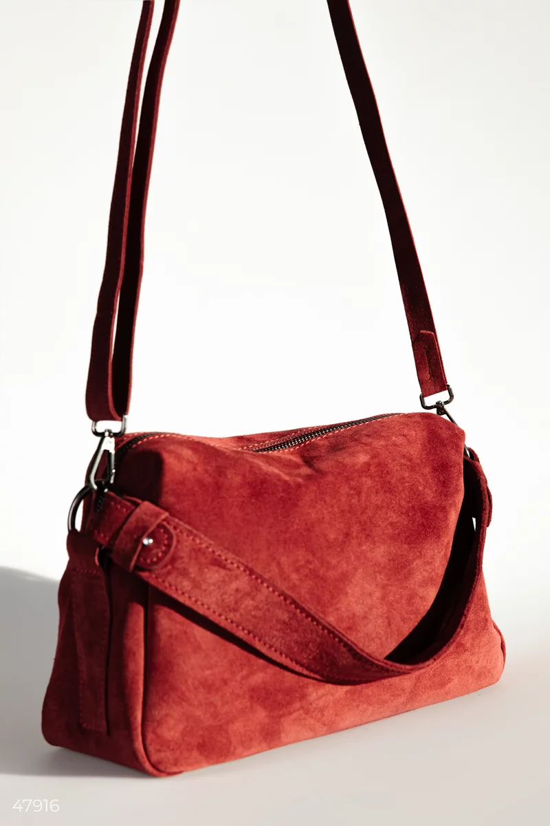 Burgundy suede bag photo 4