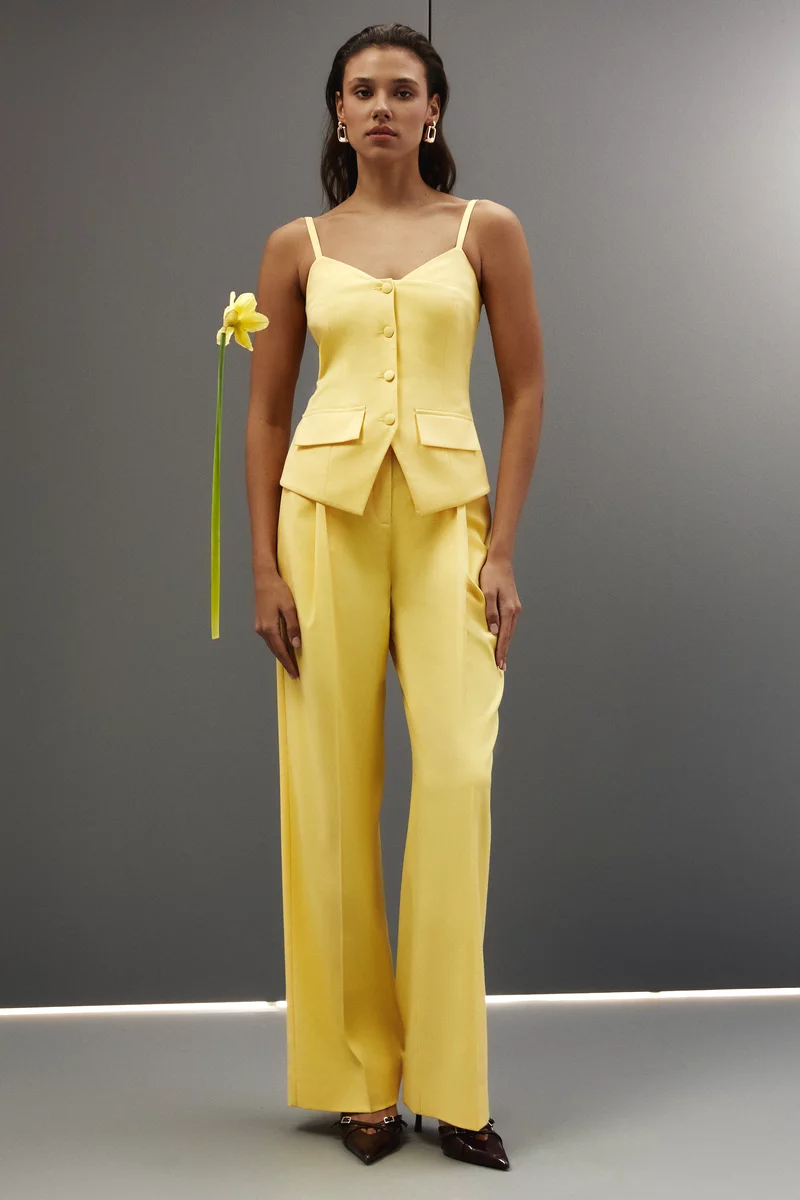 Yellow palazzo pants with double belt photo 1