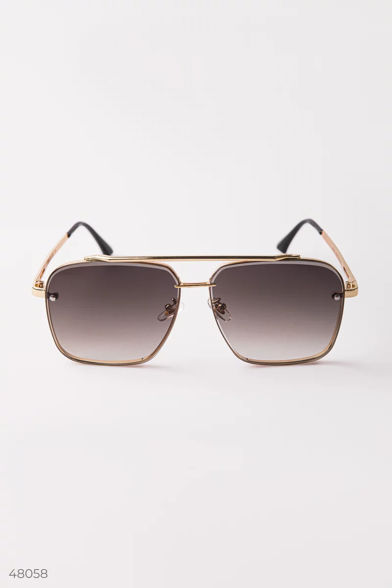 Brown aviator sunglasses photo 1