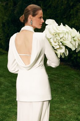 Buy women's evening wear inexpensively in the GEPUR online store