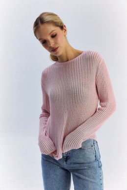 Pink knitted long sleeve with round neck