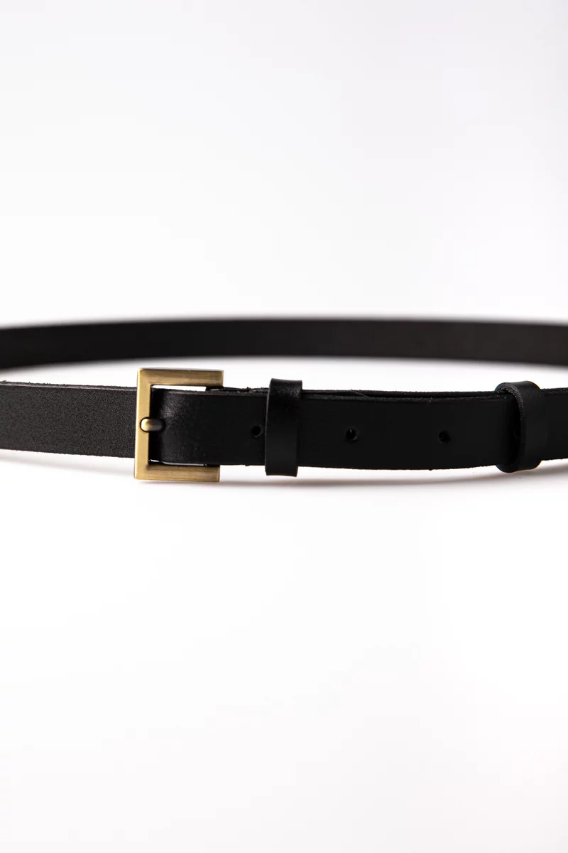 Black thin leather belt photo 2