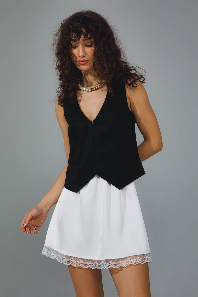 White satin mini skirt with lace photo 5
