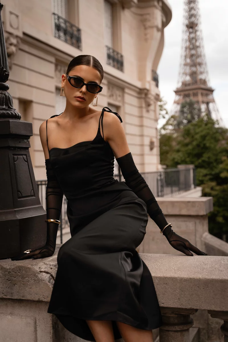 Black satin maxi dress with thin straps photo 2
