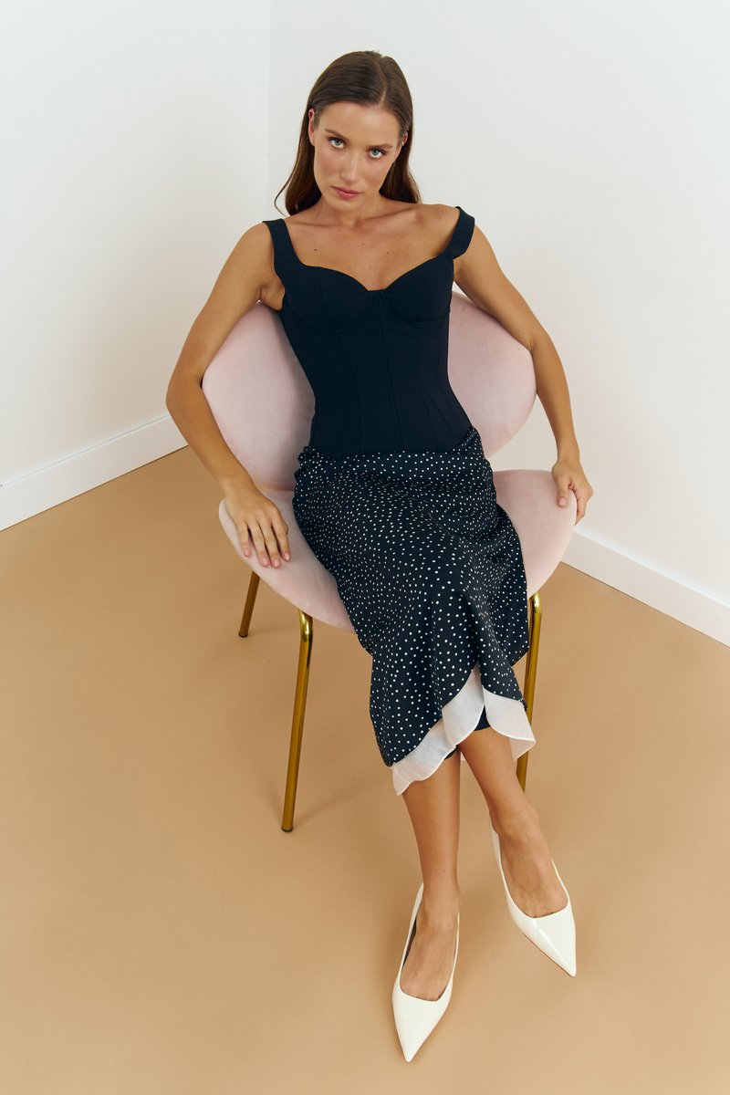 

Спідниця міді із принтом в горох