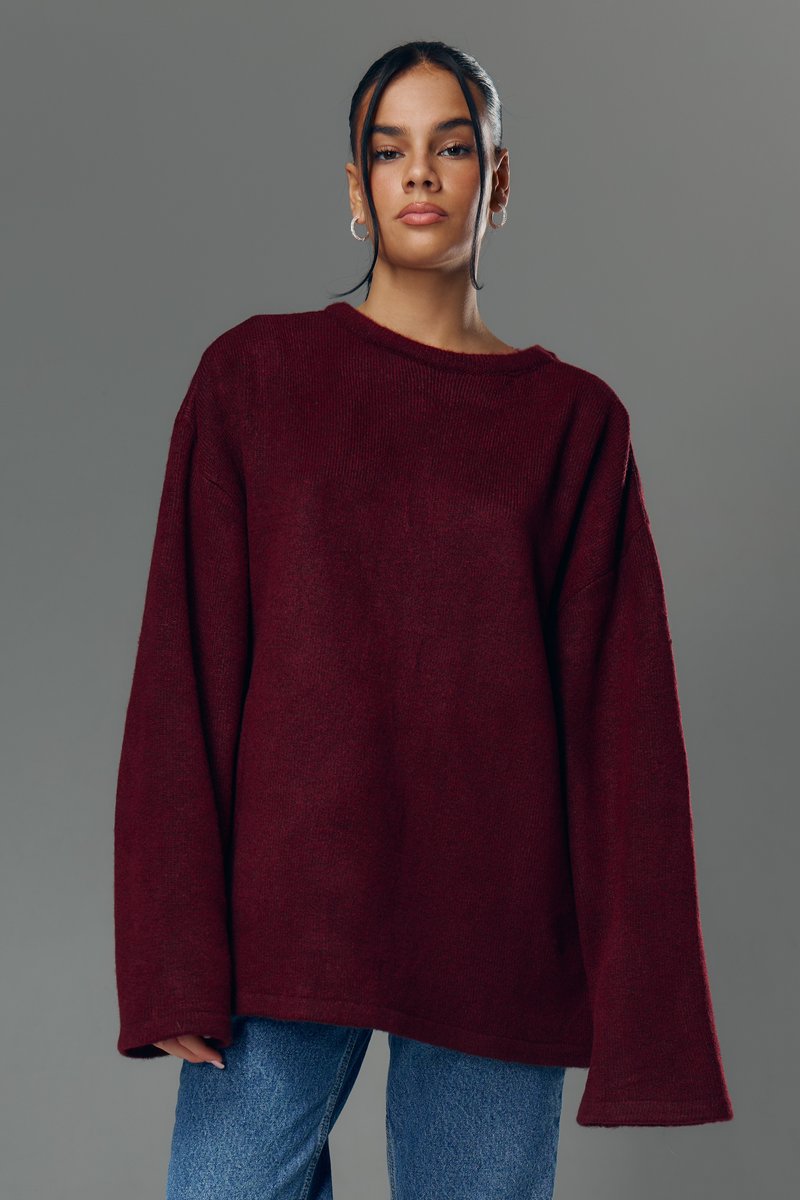 

Бордовий трикотажний джемпер із відкритою спиною