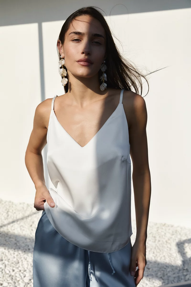 White satin top with thin straps photo 2