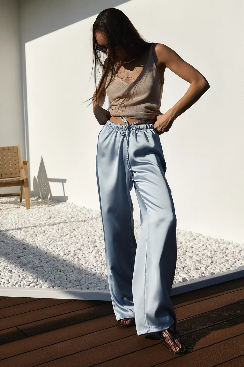 Blue satin straight-leg pants photo 2