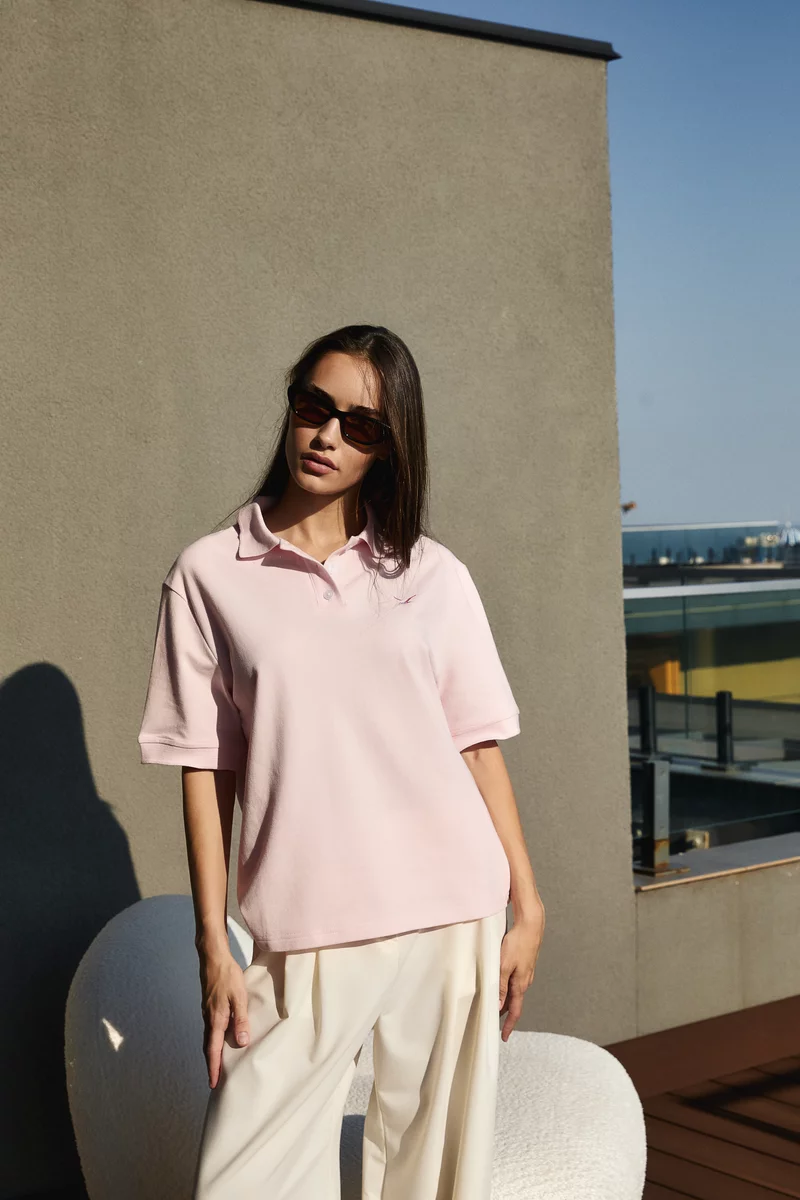 Pink straight-cut polo shirt photo 5