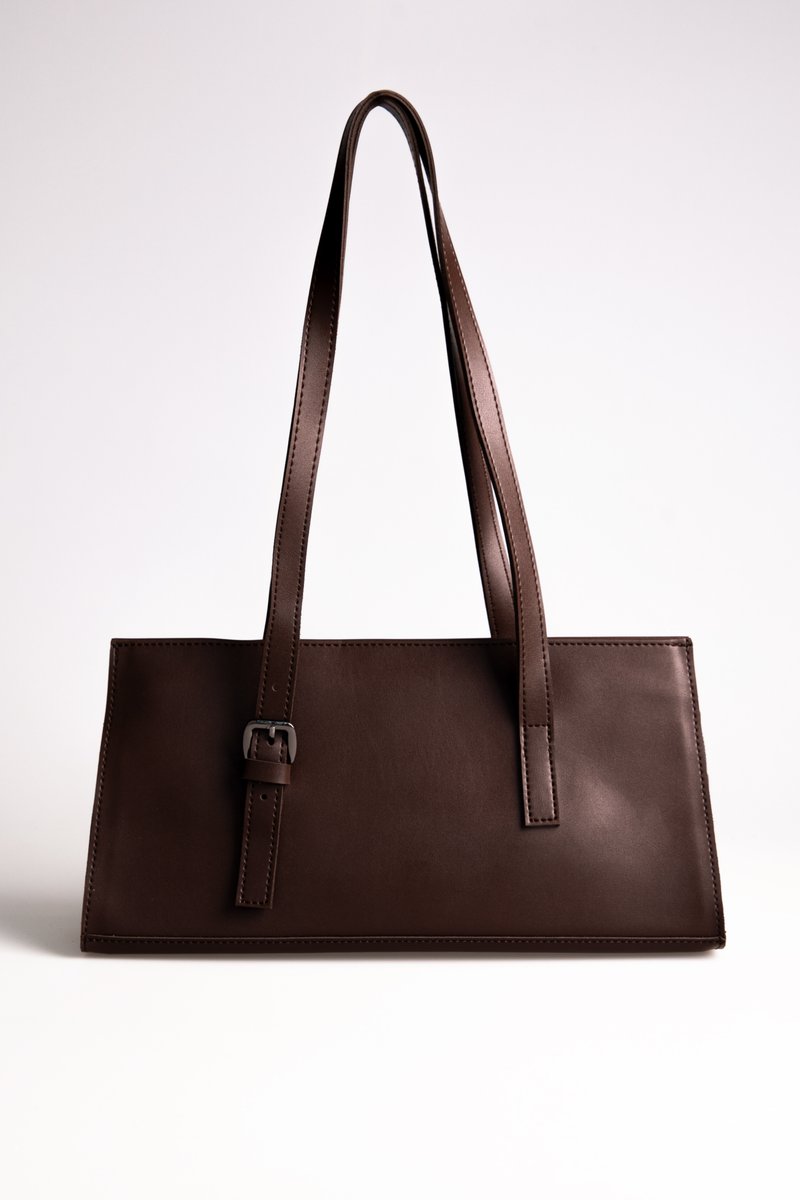 

Сумка-трапеція з екошкіри у шоколадному відтінку