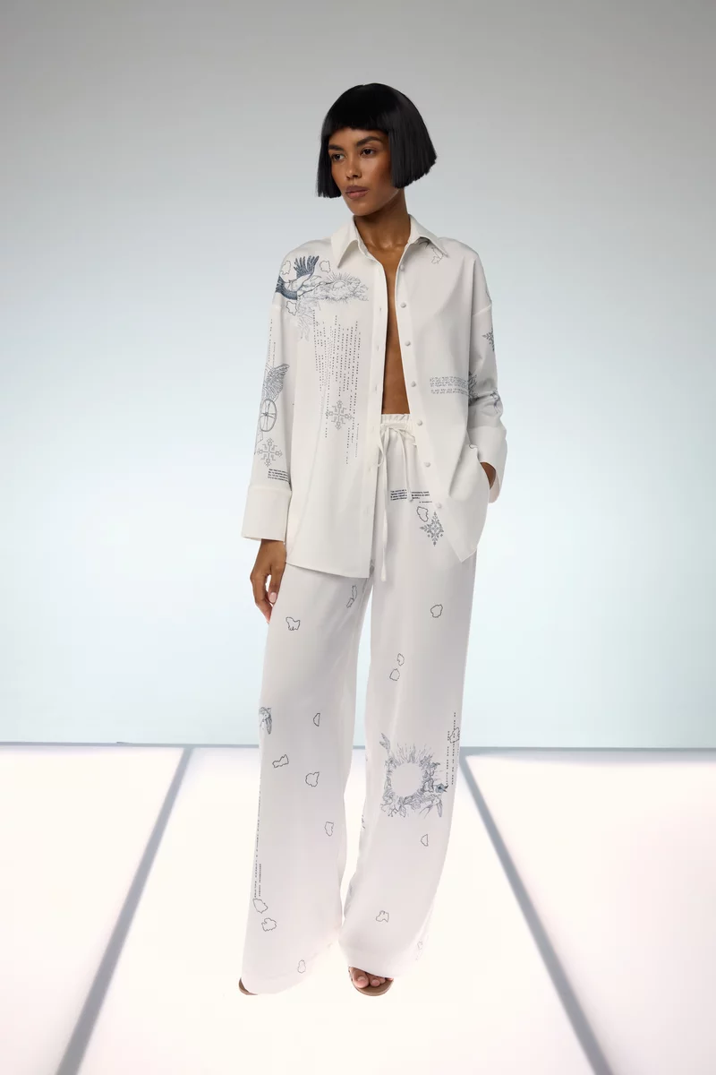 Milky satin blouse with print Soul photo 5