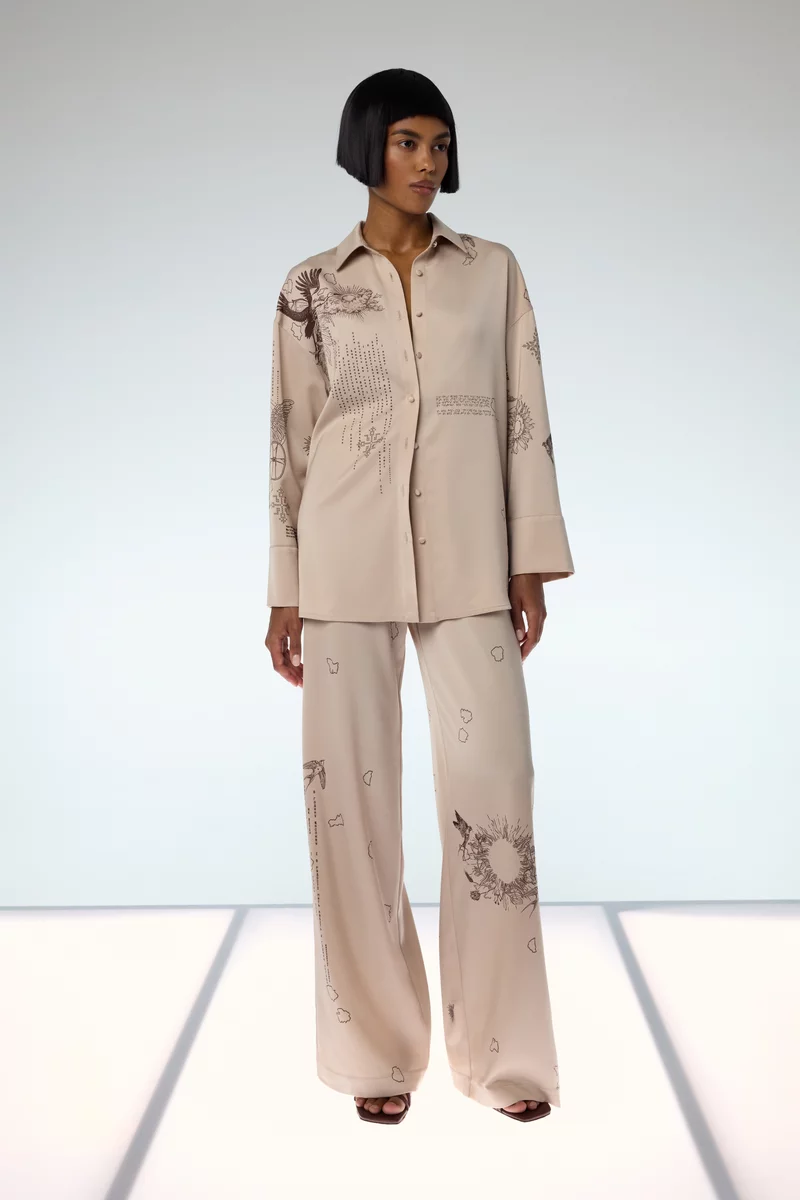 Beige satin blouse with Soul print photo 2