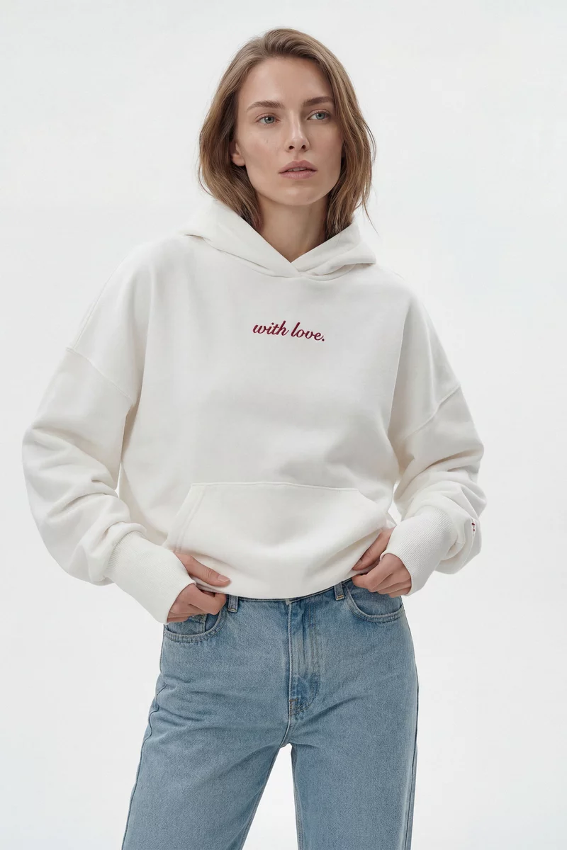 Молочный худи оверсайз с романтическим принтом Молочный худи оверсайз с романтическим принтом фотография 5