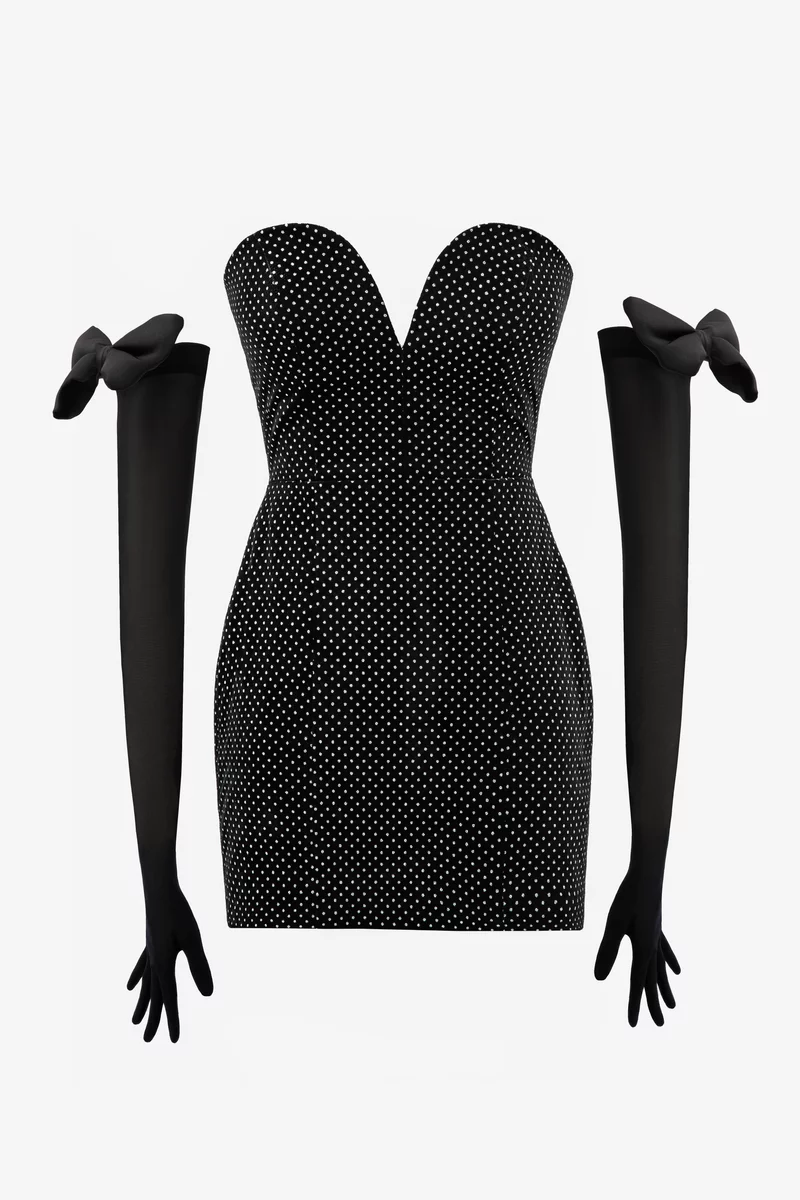 Черное велюровое платье мини с перчатками фотография 5