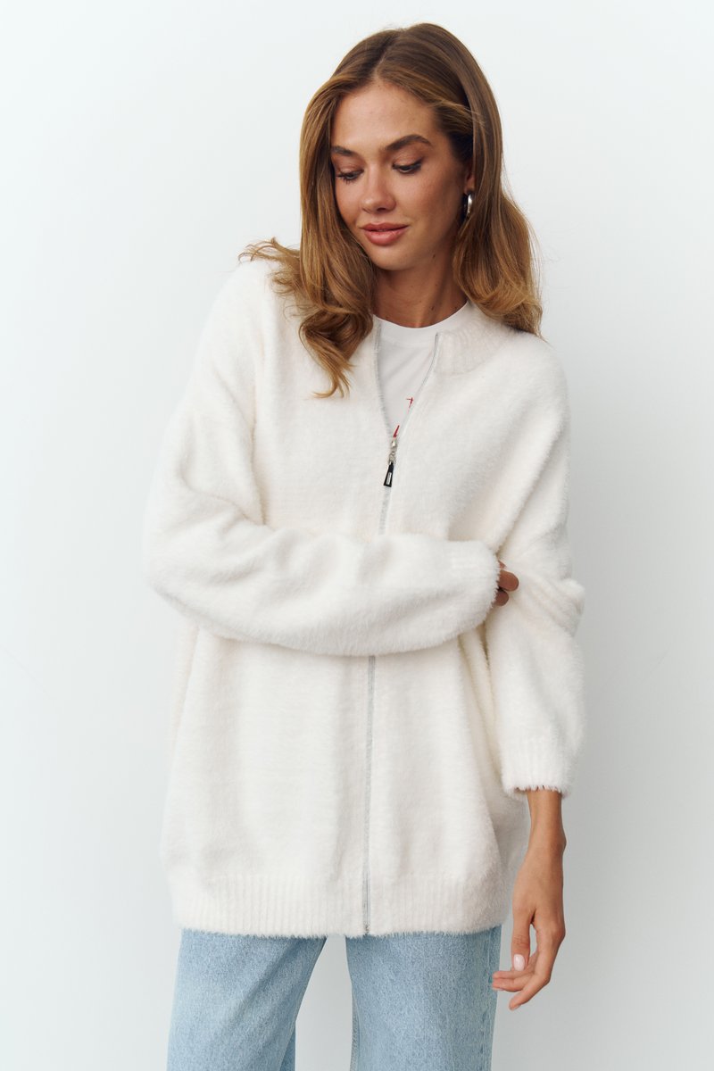 

Молочний подовжений трикотажний бомбер