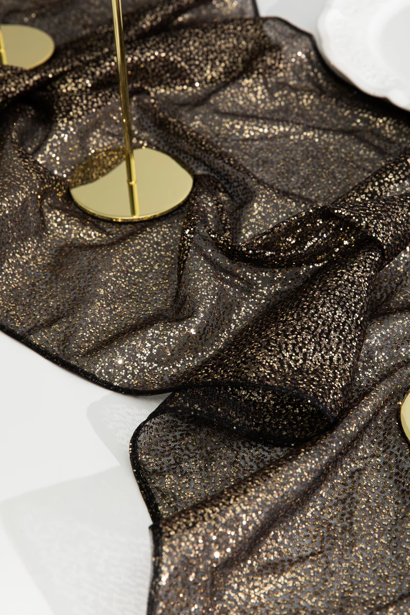Черный ранер из сетки с золотистыми блестками фотография 4