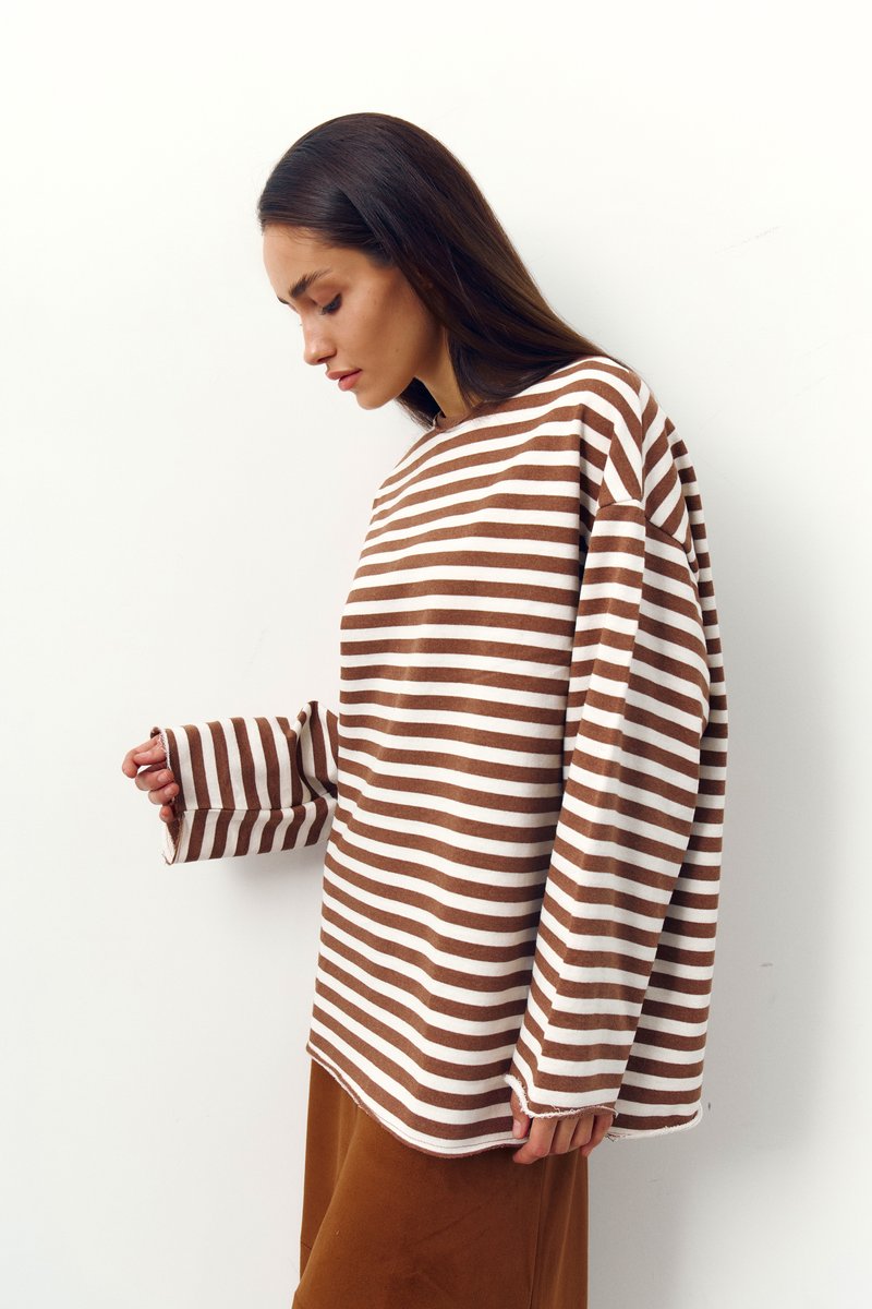 

Бежевий смугастий світшот-тільник оверсайз