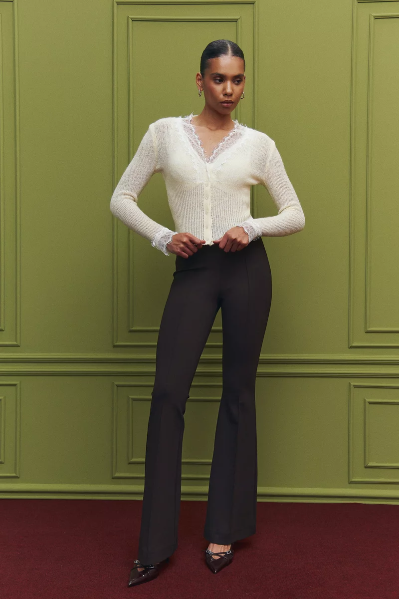 Yellow cardigan with lace inserts photo 2