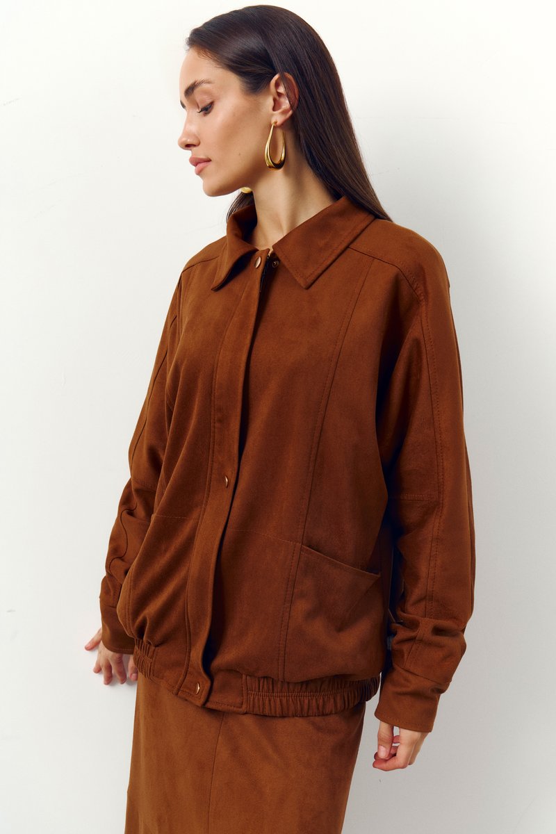 

Бомбер із екозамші у відтінку кемел