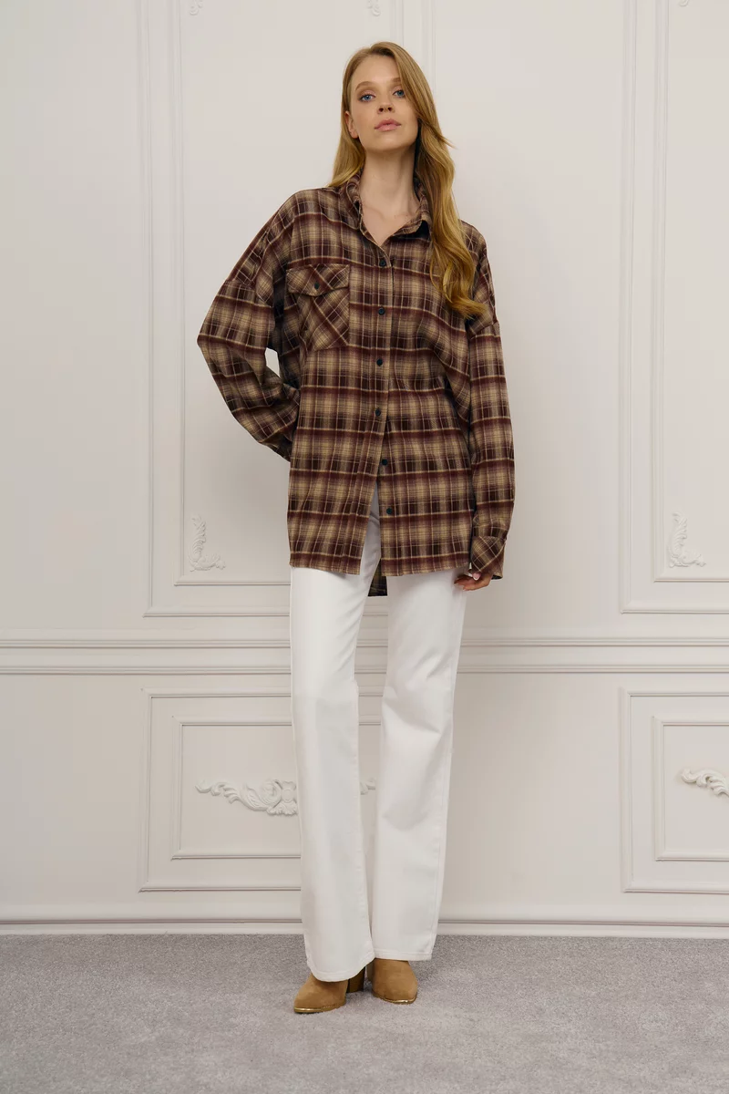 Картата сорочка оверсайз з принтом Душа на спині Картата сорочка оверсайз з принтом Душа на спині фотографія 3