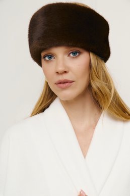 Chocolate-colored faux fur headband