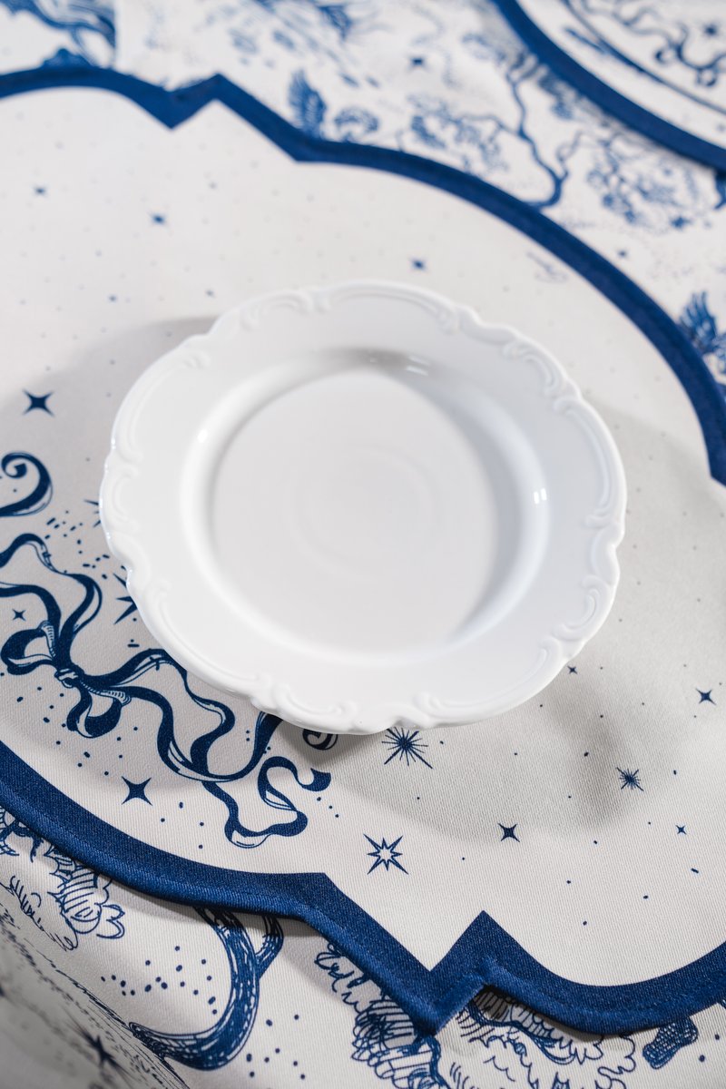 White porcelain plate 20 cm image 1