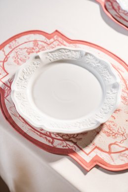 White porcelain plate 25 cm