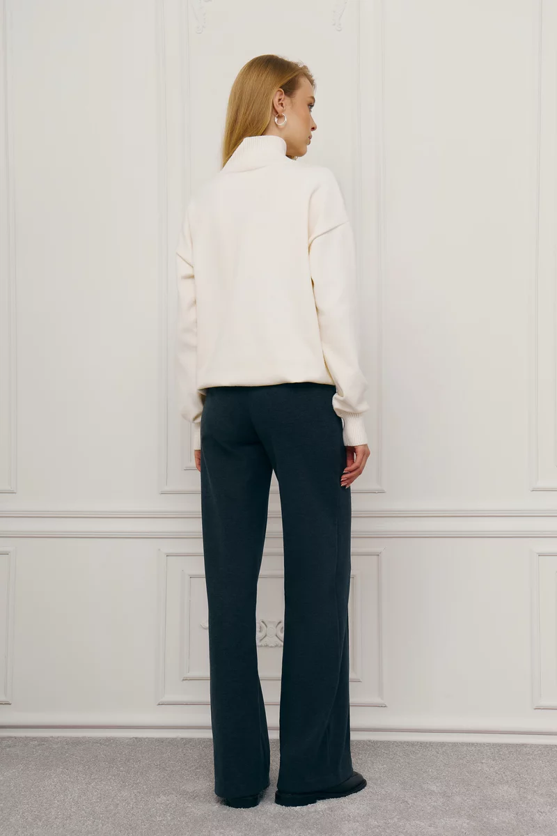 Синие брюки-палаццо с асимметричным поясом Синие брюки-палаццо с асимметричным поясом фотография 5