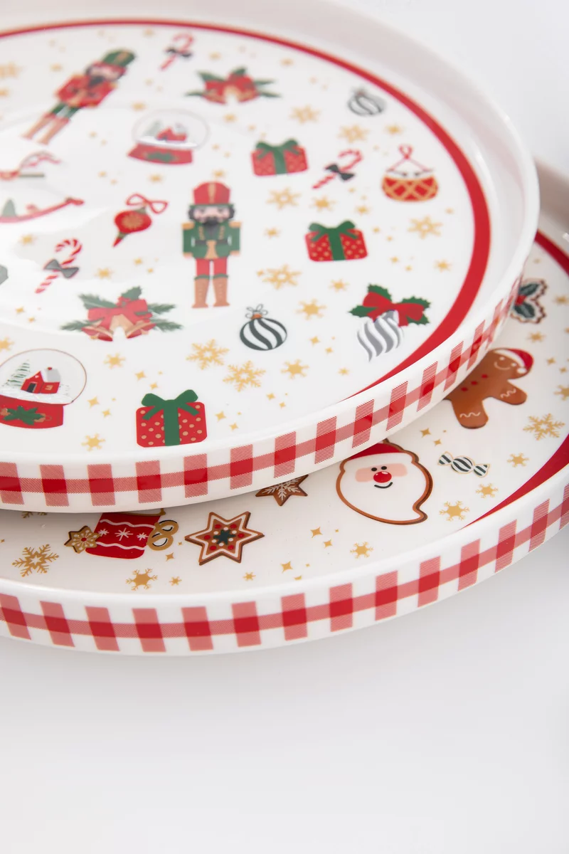 Молочный фарфоровый набор из 2х тарелок с рождественским декором фотография 2