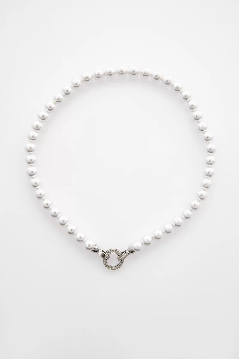 Молочное колье с жемчужинами фотография 5