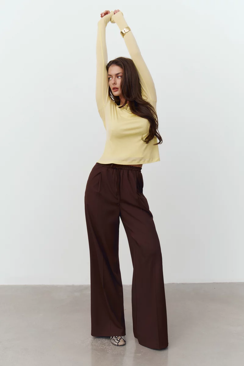 Брюки-палаццо на завязке в шоколадном оттенке Брюки-палаццо на завязке в шоколадном оттенке фотография 3