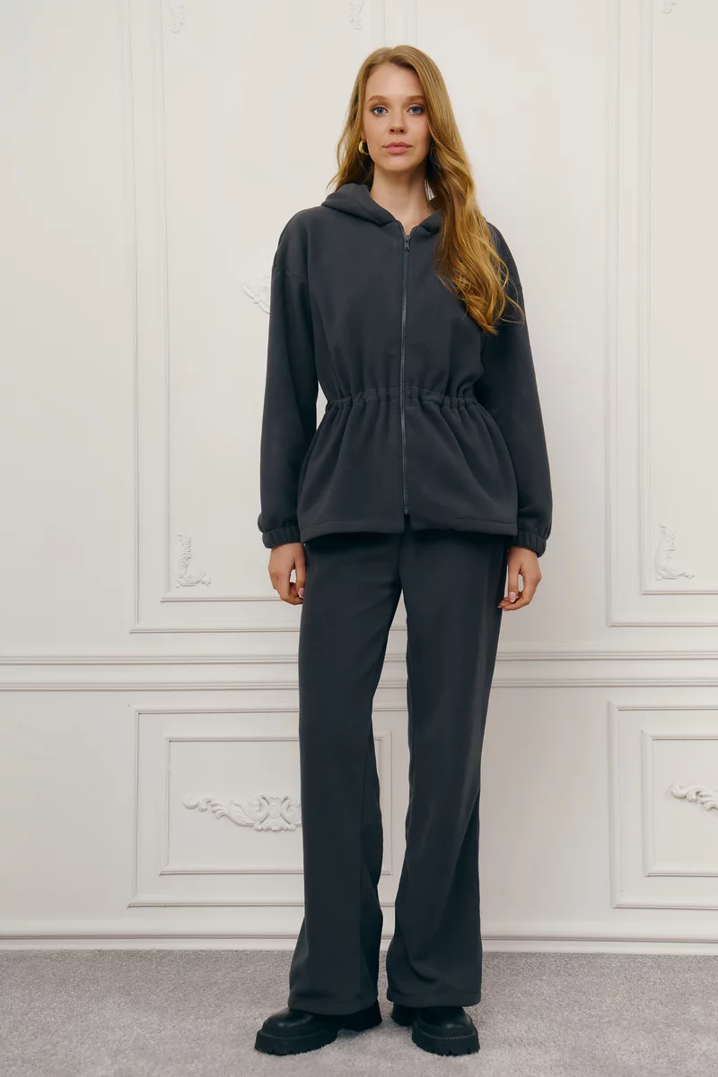 Серый костюм с худи и брюками из флиса фотография 4