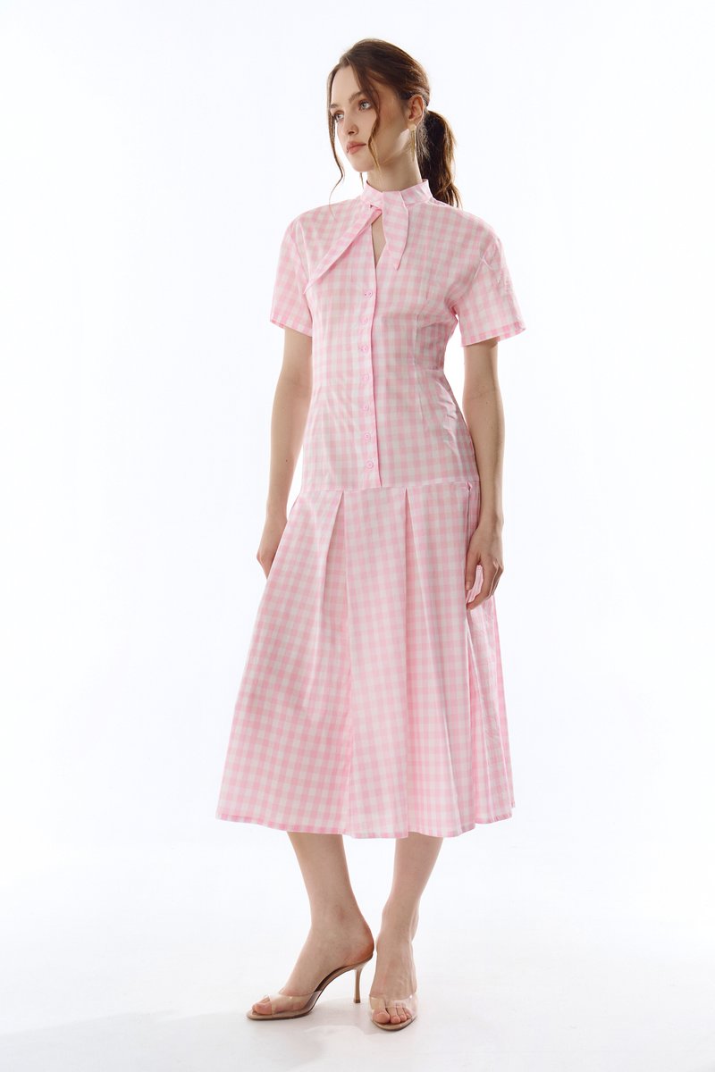 

Рожева бавовняна сукня міді з акцентною зав'язкою