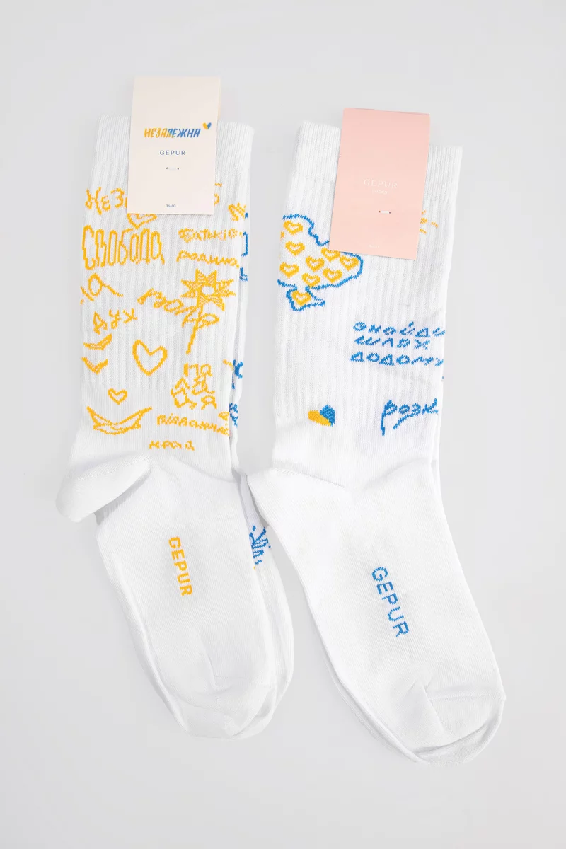Набор из белых хлопчатобумажных носков 'Незалежна' Набор из белых хлопчатобумажных носков 'Незалежна' фотография 1