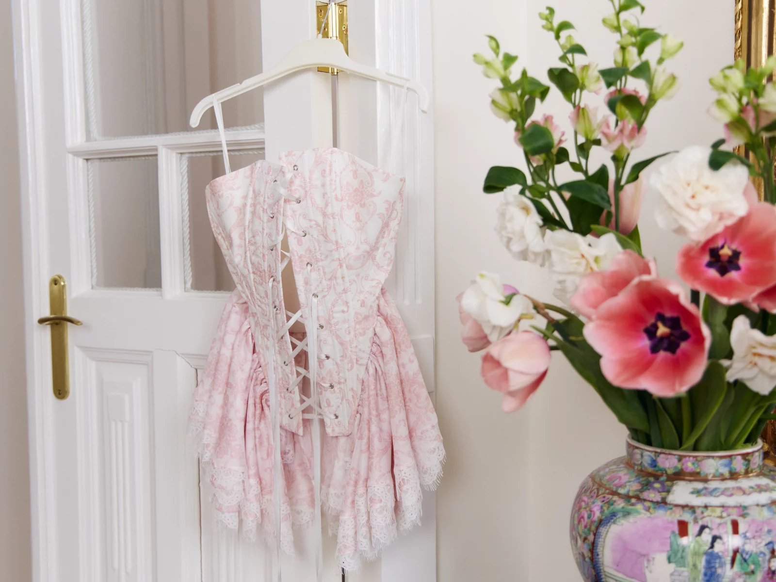 Корсет из органзы с принтом Madame du Barry фотография 1