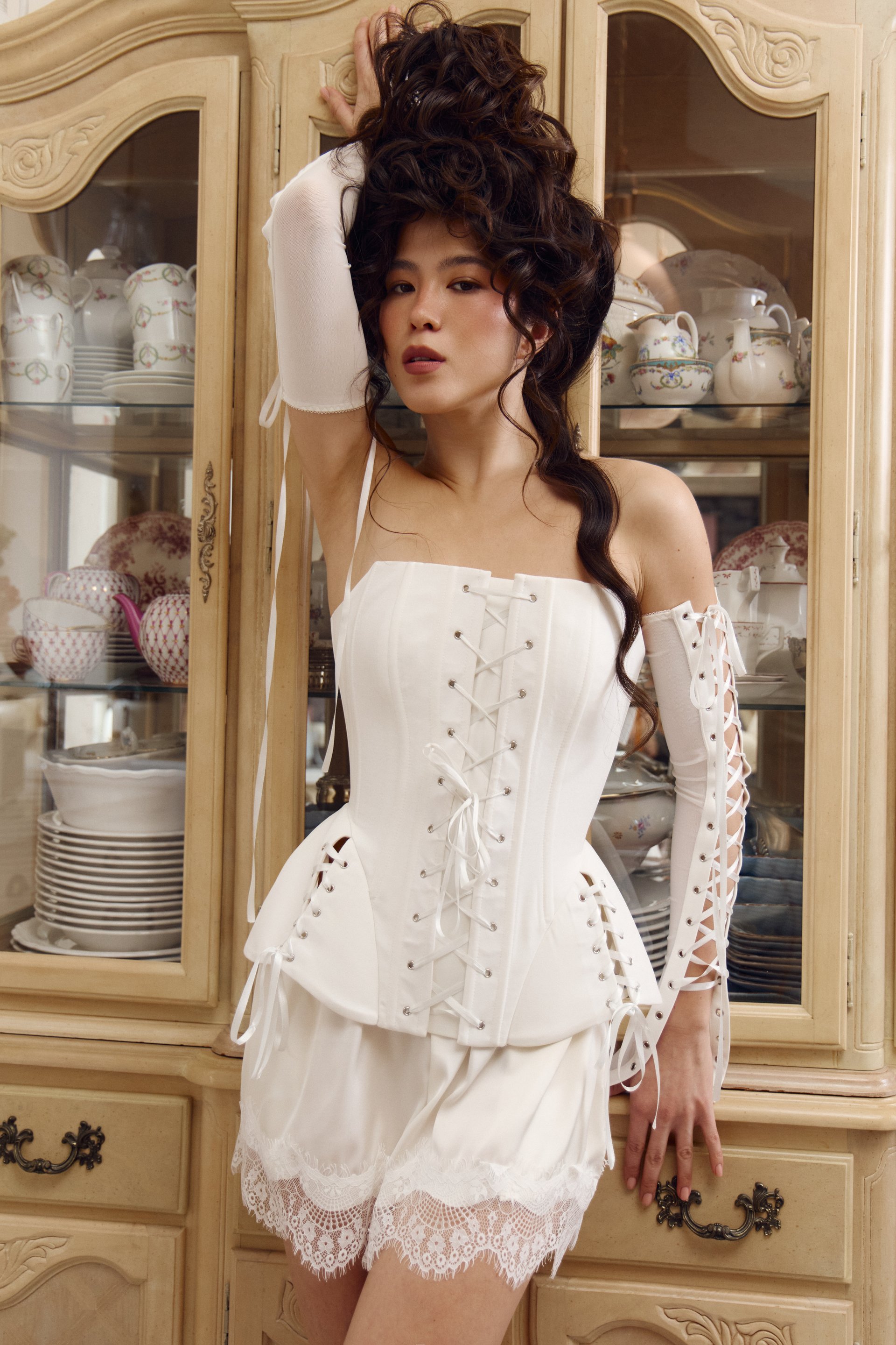 Молочний сатиновий корсет з баскою Antoinette (арт. 49416